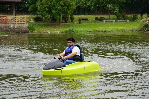 Electric Boat Go-Kart